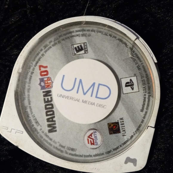 Lot # 2 has 4 PS2 games - Picture 8 of 11